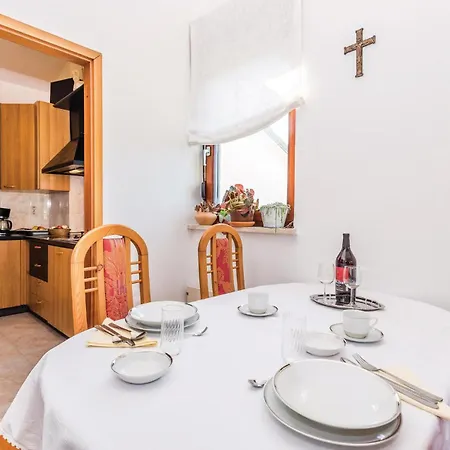 Cozy Apartment In Opatija With House Sea View
