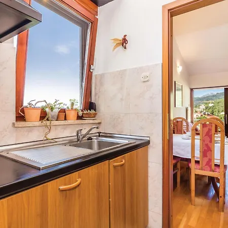 Cozy Apartment In Opatija With House Sea View דירה *
